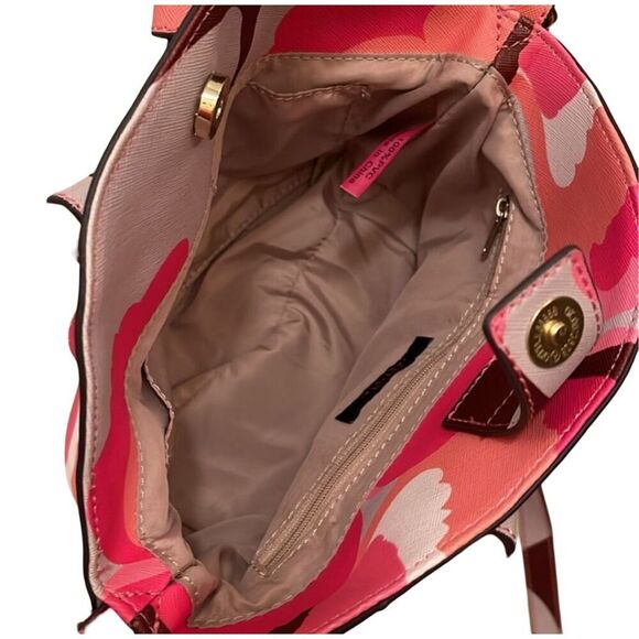 Trina Turk Rainbow Petals Straw Purse - Picture 11 of 12